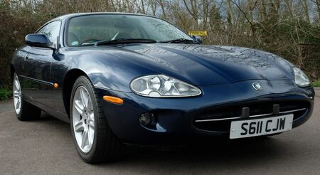 JAGUAR XK8 4.0 2dr