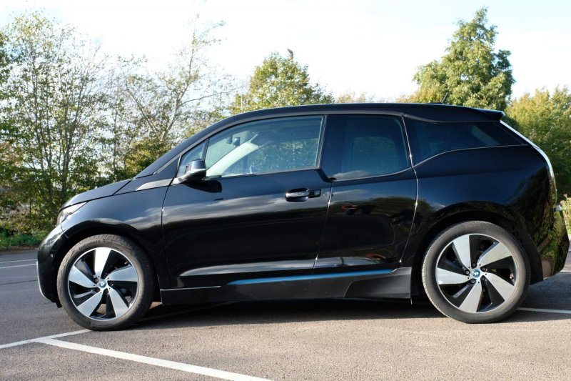 BMW I3